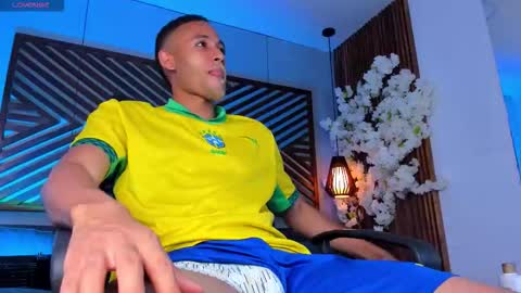 Snapshot of bento_fox chatting on November 22, 4:00 am bento_fox online show from November 22, 4:00 am