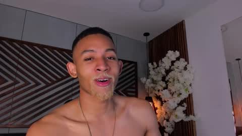 Snapshot of bento_fox chatting on November 29, 4:26 am bento_fox online show from November 29, 4:26 am