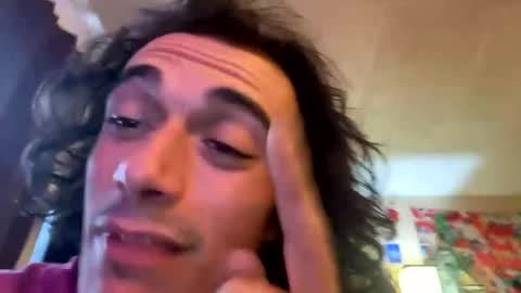 Snapshot of benwylder91 chatting on November 28, 7:38 pm benwylder91 online show from November 28, 7:38 pm