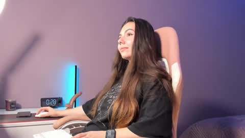 BeriesNiks online show from September 26, 5:28 pm