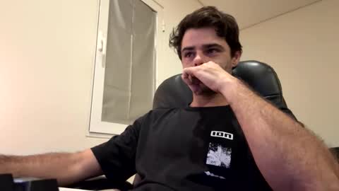 Snapshot of berltex chatting on December 23, 12:52 am Berltex online show from December 23, 12:52 am