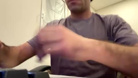 Snapshot of berltex chatting on February 6, 7:02 am Berltex online show from February 6, 7:02 am