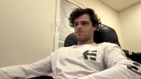 Snapshot of berltex chatting on February 24, 1:03 am Berltex online show from February 24, 1:03 am