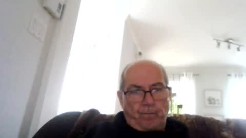 bernard1102 online show from August 3, 2:22 pm