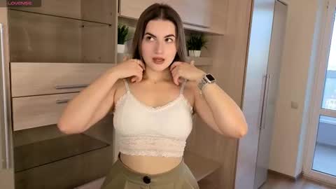 Maria online show from September 28, 2:22 pm