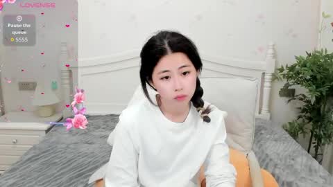 berniceafra online show from April 22, 8:32 pm