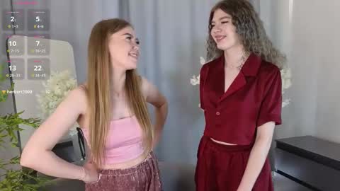 Aurora online show from October 9, 4:21 am