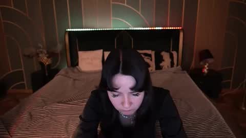 Violette online show from November 21, 3:22 pm