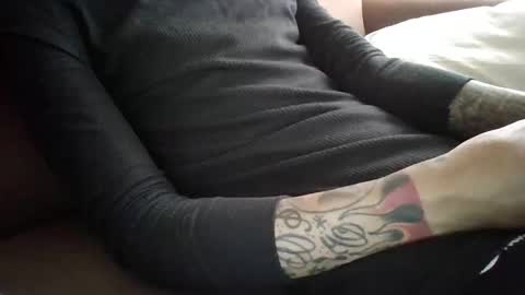 ToxicPipe757 online show from December 13, 3:21 pm