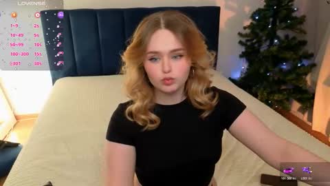 Danny and Kira online show from February 2, 8:18 pm