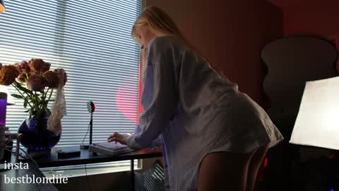 Chloe Next stream on Friday online show from January 3, 11:33 pm