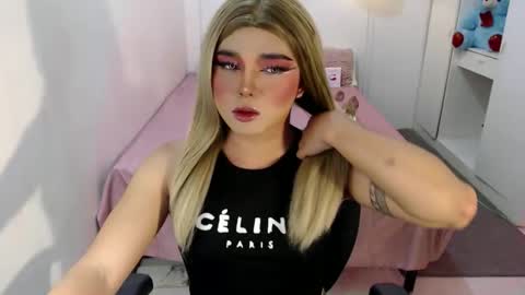 Snapshot of bestgirljulia chatting on September 30, 8:47 pm bestgirljulia online show from September 30, 8:47 pm