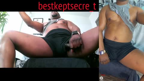Snapshot of bestkeptsecre_t chatting on December 24, 8:00 am bestkeptsecre t online show from December 24, 8:00 am