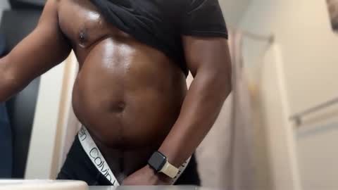 Snapshot of bestkeptsecre_t chatting on February 11, 9:14 pm bestkeptsecre t online show from February 11, 9:14 pm