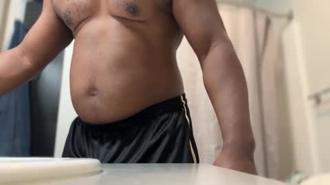 Snapshot of bestkeptsecre_t chatting on February 12, 7:24 pm bestkeptsecre t online show from February 12, 7:24 pm