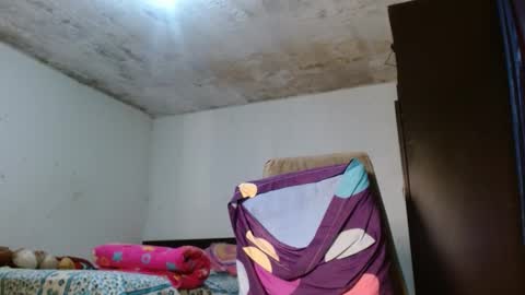 Snapshot of bethanywilsom chatting on December 22, 3:22 pm Bethany Wilson online show from December 22, 3:22 pm