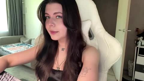 Snapshot of bethelsimensky chatting on May 21, 10:55 am Airin online show from May 21, 10:55 am