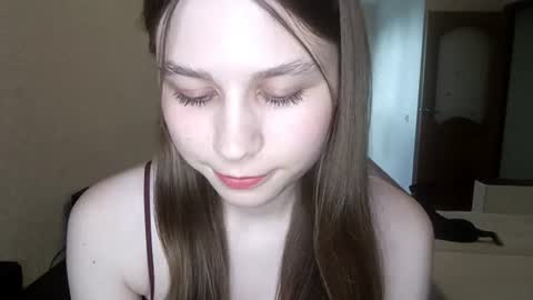 Snapshot of bethkallberg chatting on June 26, 11:03 am Leila online show from June 26, 11:03 am