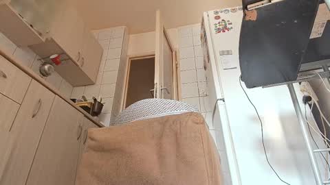 Snapshot of bethnorth chatting on March 9, 1:37 pm bethnorth online show from March 9, 1:37 pm