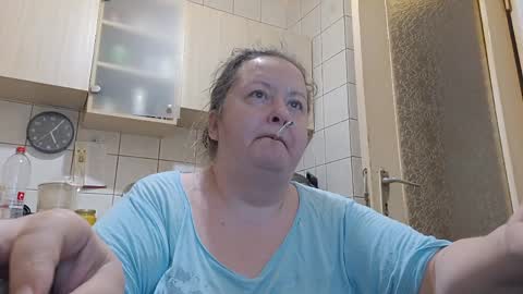 bethnorth online show from April 21, 2:04 am