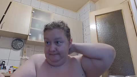Snapshot of bethnorth chatting on July 5, 11:23 pm bethnorth online show from July 5, 11:23 pm