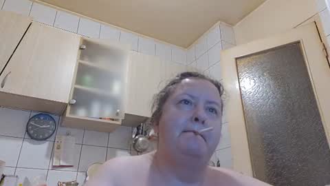 Snapshot of bethnorth chatting on July 25, 11:46 pm bethnorth online show from July 25, 11:46 pm