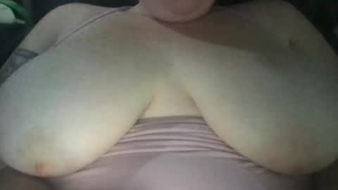 Snapshot of bethw3348 chatting on September 14, 4:50 pm bethw3348 online show from September 14, 4:50 pm