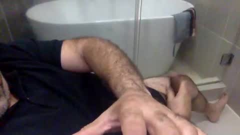 Snapshot of betoooox chatting on January 7, 4:29 am Virtual Gentleman online show from January 7, 4:29 am