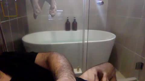 Snapshot of betoooox chatting on September 27, 11:59 am Virtual Gentleman online show from September 27, 11:59 am