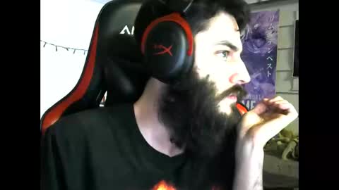 Snapshot of bettersweetthensour chatting on November 21, 1:32 pm bettersweetthensour online show from November 21, 1:32 pm