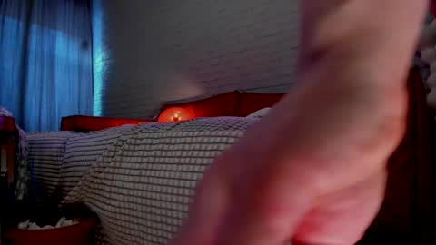 Snapshot of betty_buns chatting on April 24, 4:42 pm Kami online show from April 24, 4:42 pm