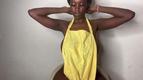 Adah online show from November 11, 7:14 pm