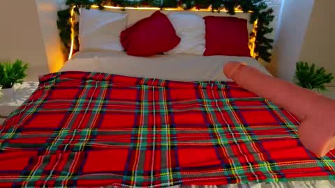 Betty online show from December 21, 8:49 pm