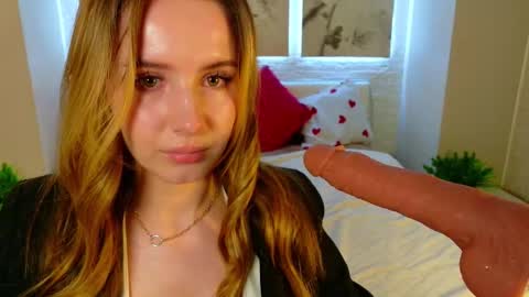 Betty online show from February 17, 8:37 pm