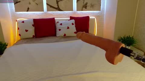 Betty online show from March 15, 8:59 pm