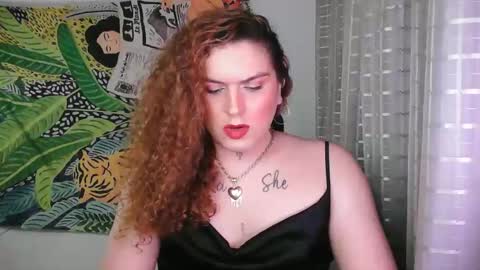 bettytaylor23 online show from November 14, 1:04 am