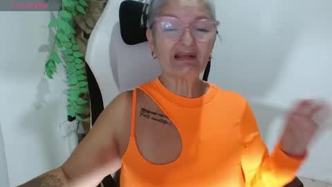 bibiana online show from April 19, 12:48 pm