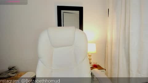 betzabeth_homudr online show from November 14, 10:51 pm