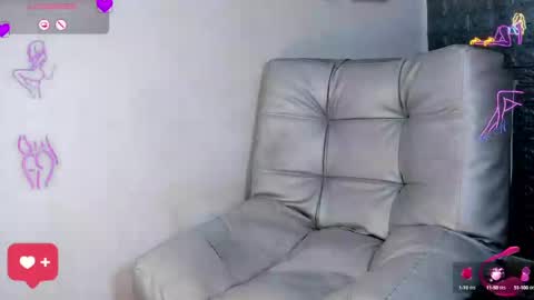 Snapshot of betzabeth_miller chatting on February 26, 3:32 am betzabeth miller online show from February 26, 3:32 am