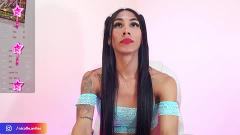 Nicolle Aviles online show from January 3, 3:49 am