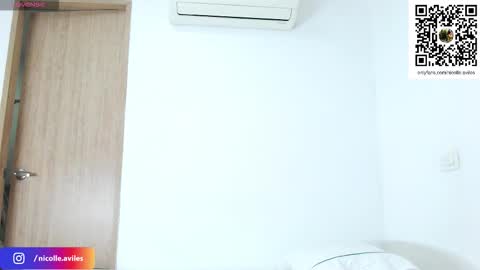 Nicolle Aviles online show from November 8, 12:05 pm