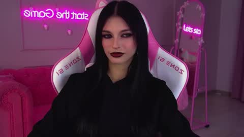 Beverly online show from December 5, 6:55 am