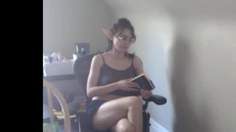Snapshot of bex_black chatting on September 28, 6:24 pm Bex Black online show from September 28, 6:24 pm