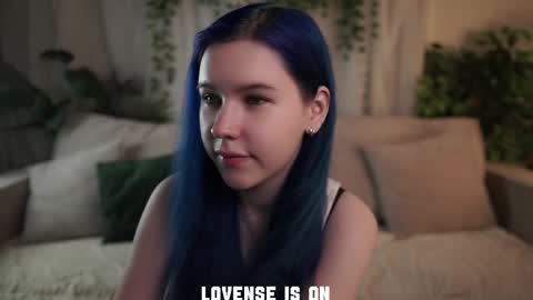 Eliz online show from December 16, 1:21 am