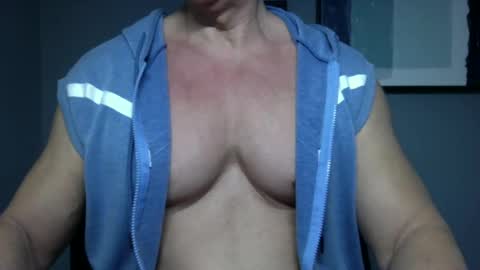 BGDKMUSCLEGUY - SELECTED BY CHATURBATE AS A TOP BROADCASTER FOR 2023 online show from December 31, 4:35 pm