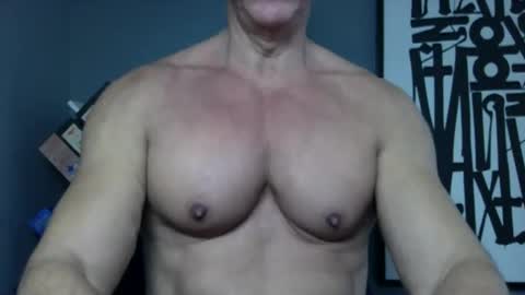 BGDKMUSCLEGUY - SELECTED BY CHATURBATE AS A TOP BROADCASTER FOR 2023 online show from March 11, 7:31 pm