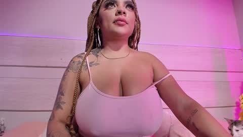 Snapshot of bhiankha_new chatting on December 11, 1:26 am bhiankha_new online show from December 11, 1:26 am