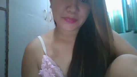 bhubbles online show from February 23, 11:35 pm