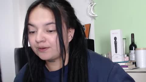 Snapshot of biabia_1 chatting on February 9, 5:01 pm BiaBia online show from February 9, 5:01 pm