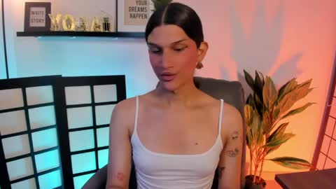 Snapshot of bianca_baldwin01 chatting on May 11, 9:45 pm bianca_baldwin01 online show from May 11, 9:45 pm